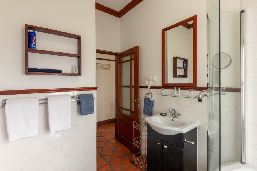 8 Bedroom Property for Sale in Gordons Bay Village Western Cape
